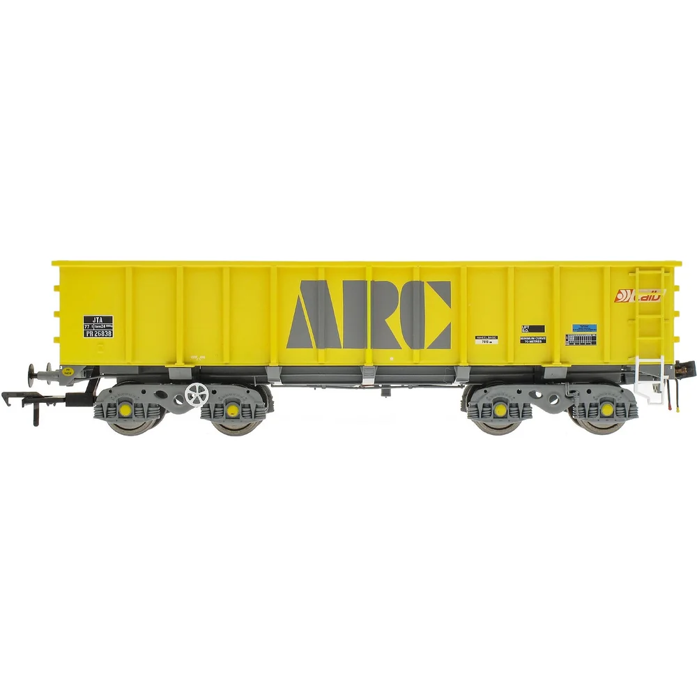 Accurascale ACC2106ARC1 — Side Elevation by Accurascale
