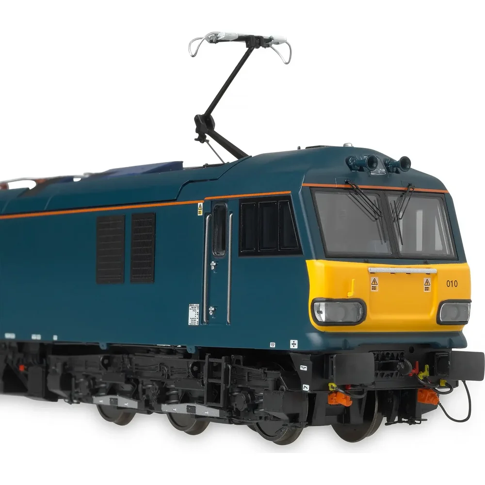 Accurascale ACC2193-92010DCC — Close Up Of Cab Right by Accurascale