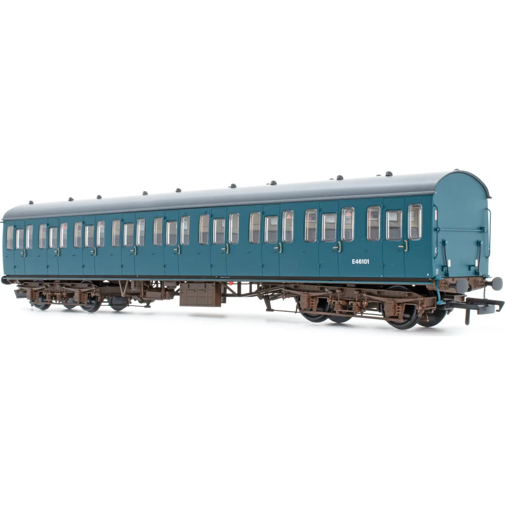 Accurascale ACC2361-E46101 — Right Front Three Quarter View by Accurascale