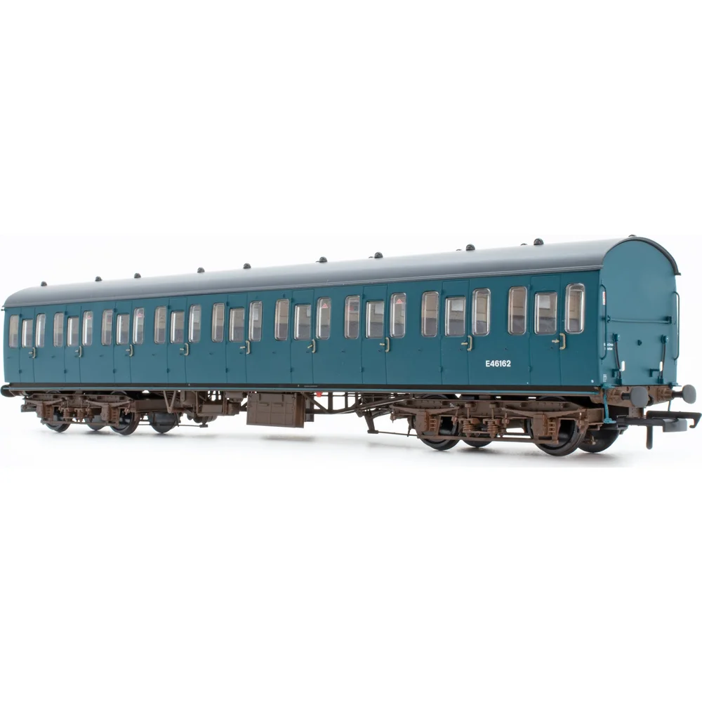 Accurascale ACC2367-E46162 — Right Front Three Quarter View by Accurascale