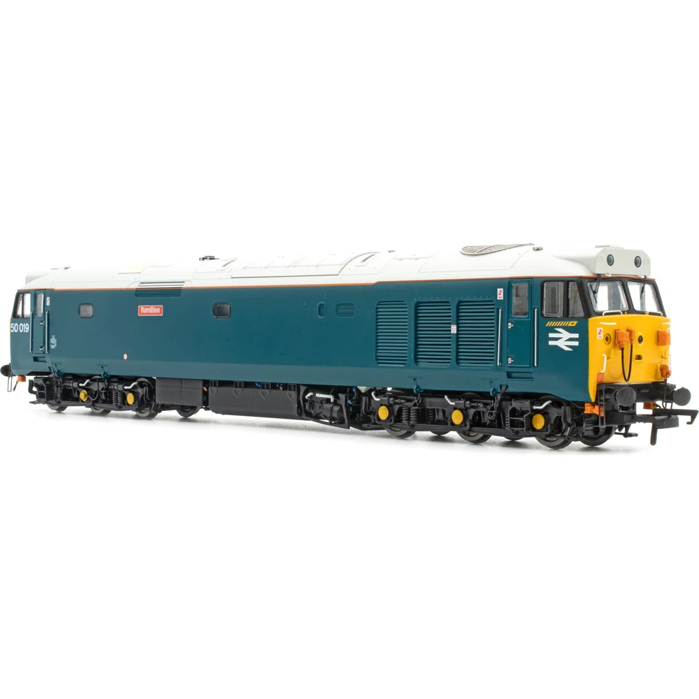 Accurascale ACC2383 — Right Front Three Quarter View by Accurascale