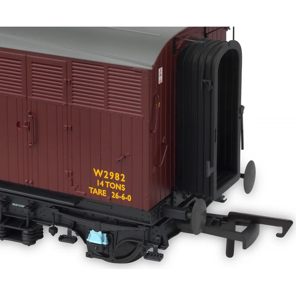 Accurascale ACC2417-W2982 — Close Up Of Number by Accurascale