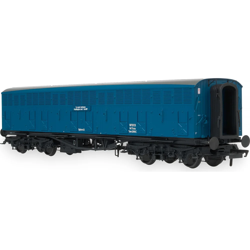 Accurascale ACC2419-W1013 — Right Rear Three Quarter View by Accurascale