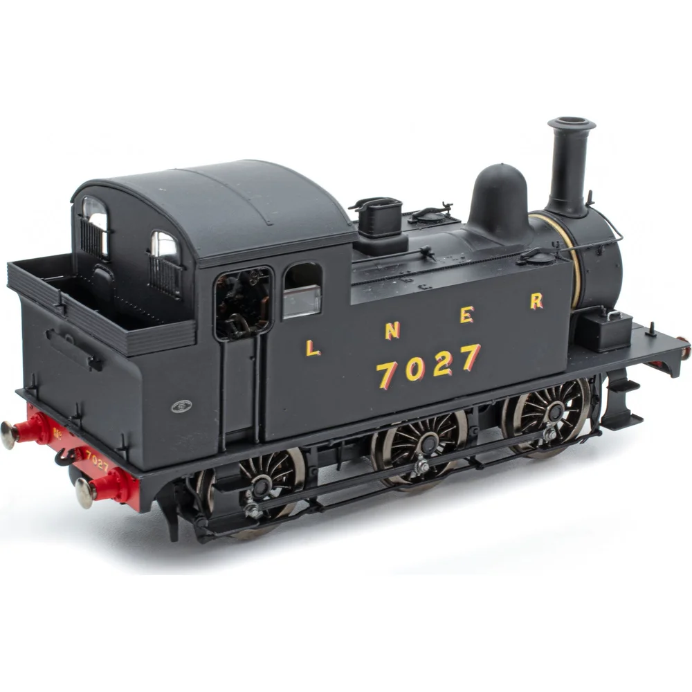 Accurascale ACC2431 — Right Rear Three Quarter View by Accurascale