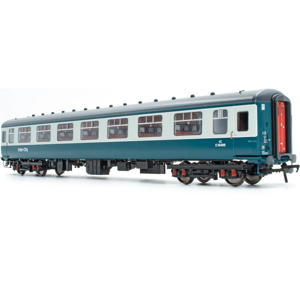 Accurascale ACC2670-SK19486 — Right Front Three Quarter View by Accurascale