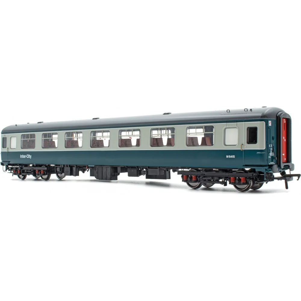 Accurascale ACC2687 — Right Front Three Quarter View by Accurascale