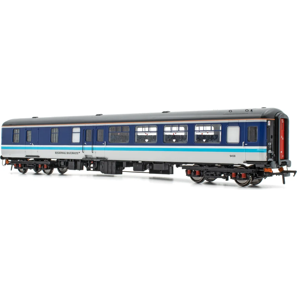 Accurascale ACC2702 — Right Front Three Quarter View by Accurascale