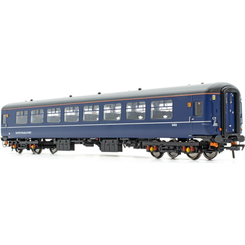 Accurascale ACC2912 — Right Front Three Quarter View by Accurascale