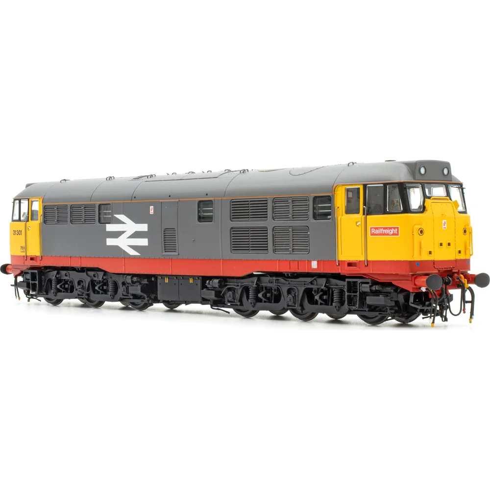 Accurascale ACC3180 — Right Front Three Quarter View by Accurascale