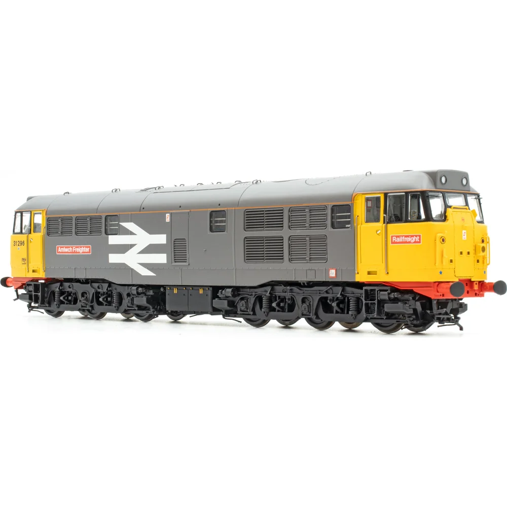 Accurascale ACC3378 — Right Front Three Quarter View by Accurascale