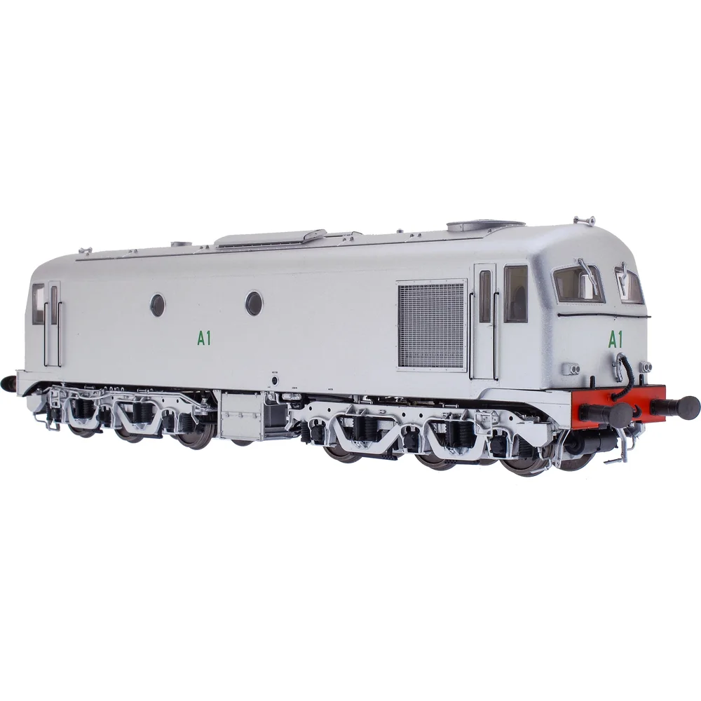 Irish Railway Models IRM1100 — Right Front Three Quarter View by Accurascale