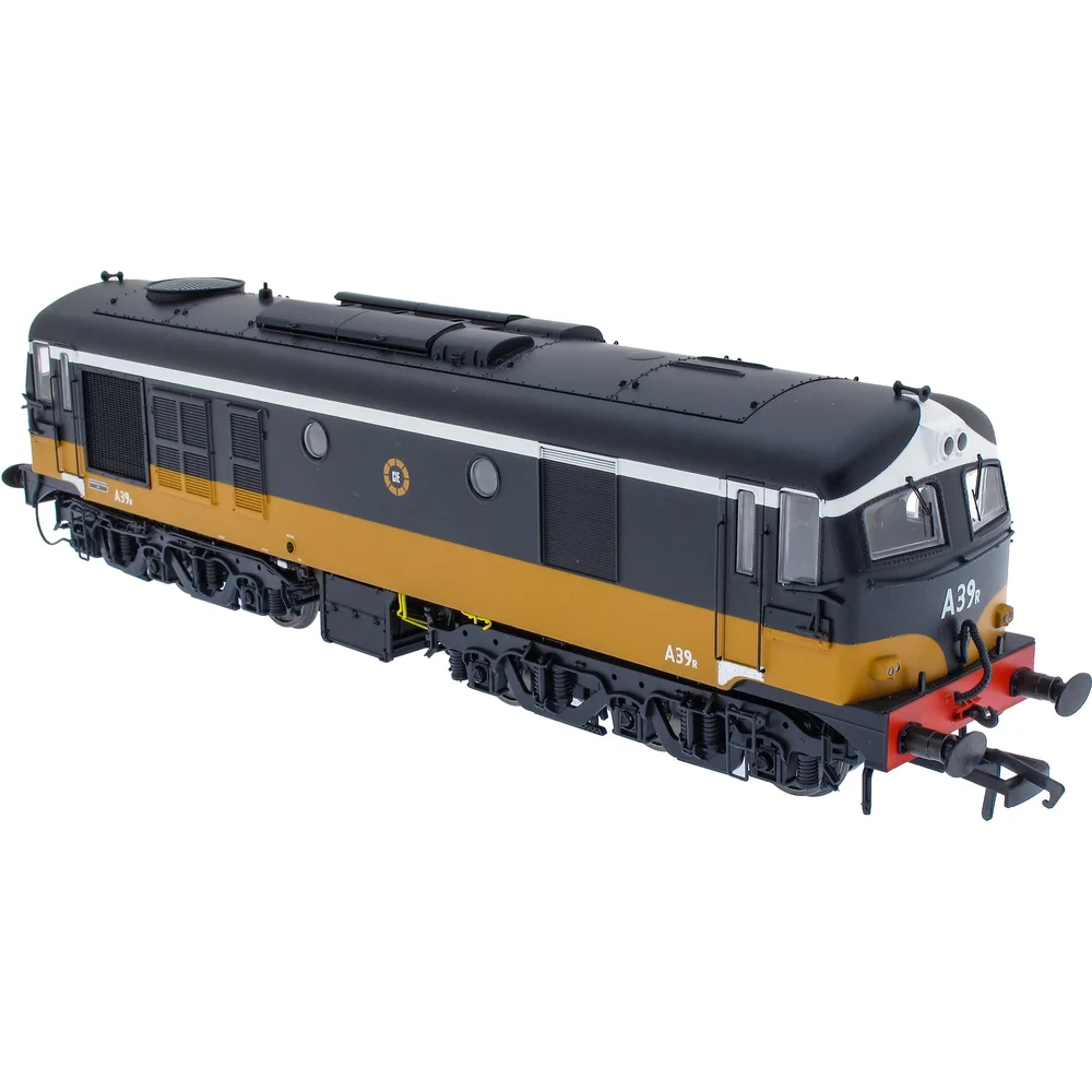 Irish Railway Models IRM1107 — Right Rear Three Quarter View by Accurascale