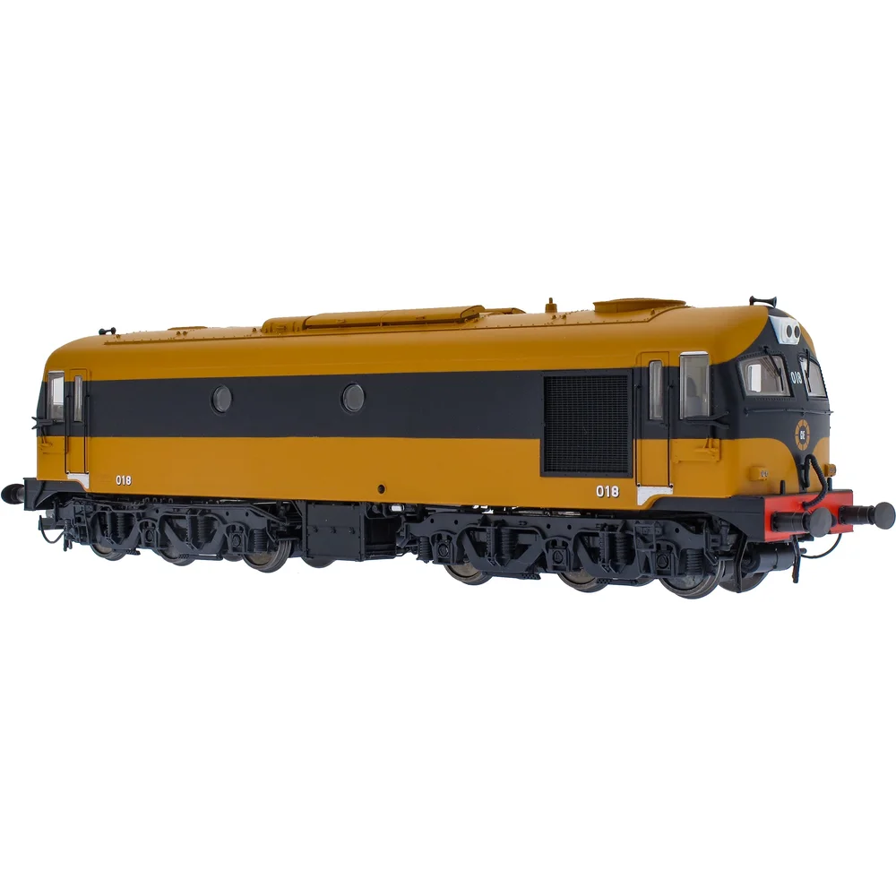 Irish Railway Models IRM1109 — Right Front Three Quarter View by Accurascale