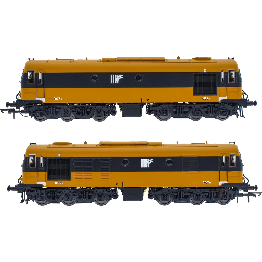 Irish Railway Models IRM1111 — Side Elevation Both Directions by Accurascale