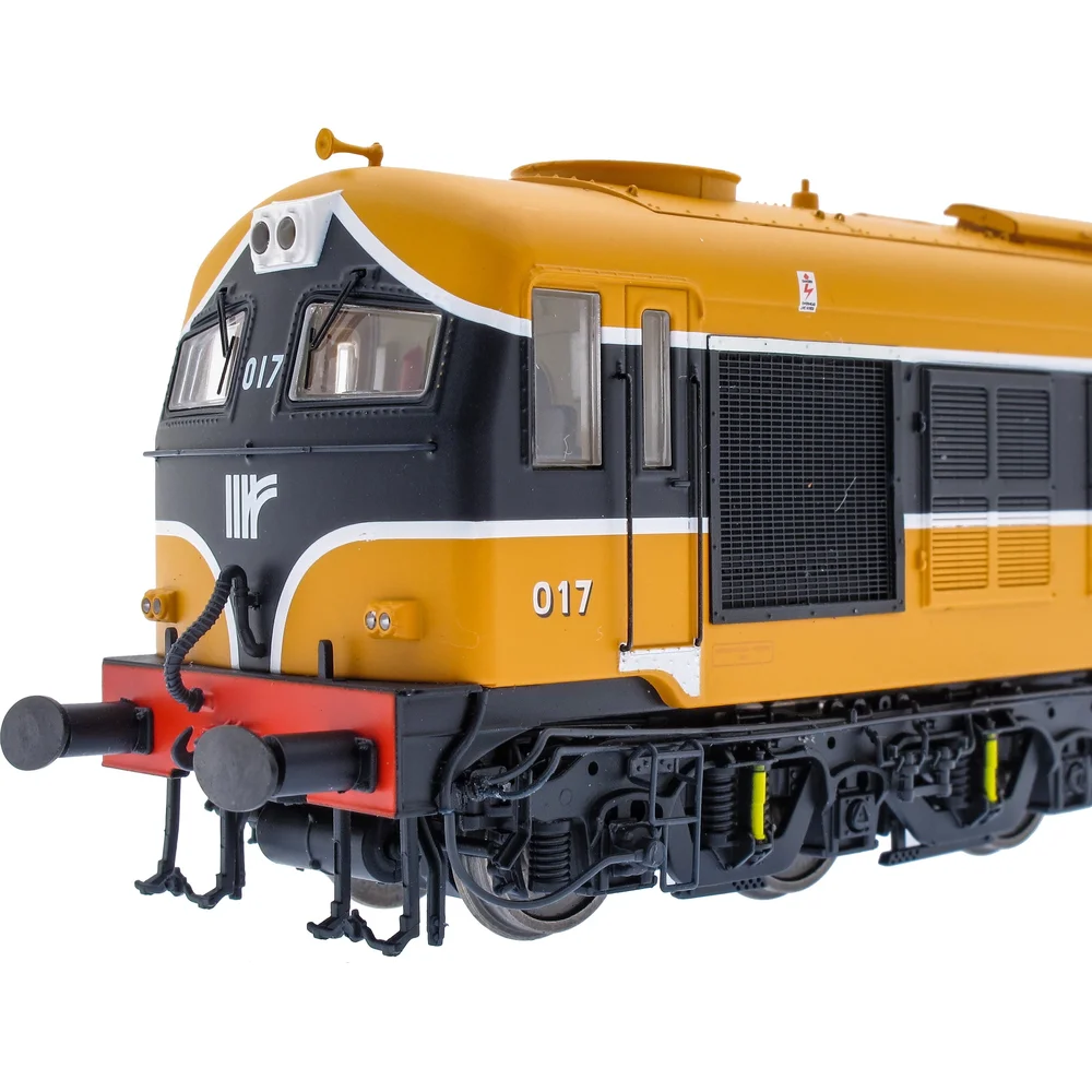 Irish Railway Models IRM1114 — Close Up Of Cab Left by Accurascale