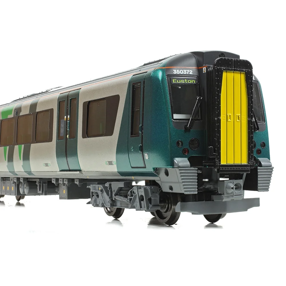 Bachmann 31-034 — Close Up Of Cab Right by Bachmann