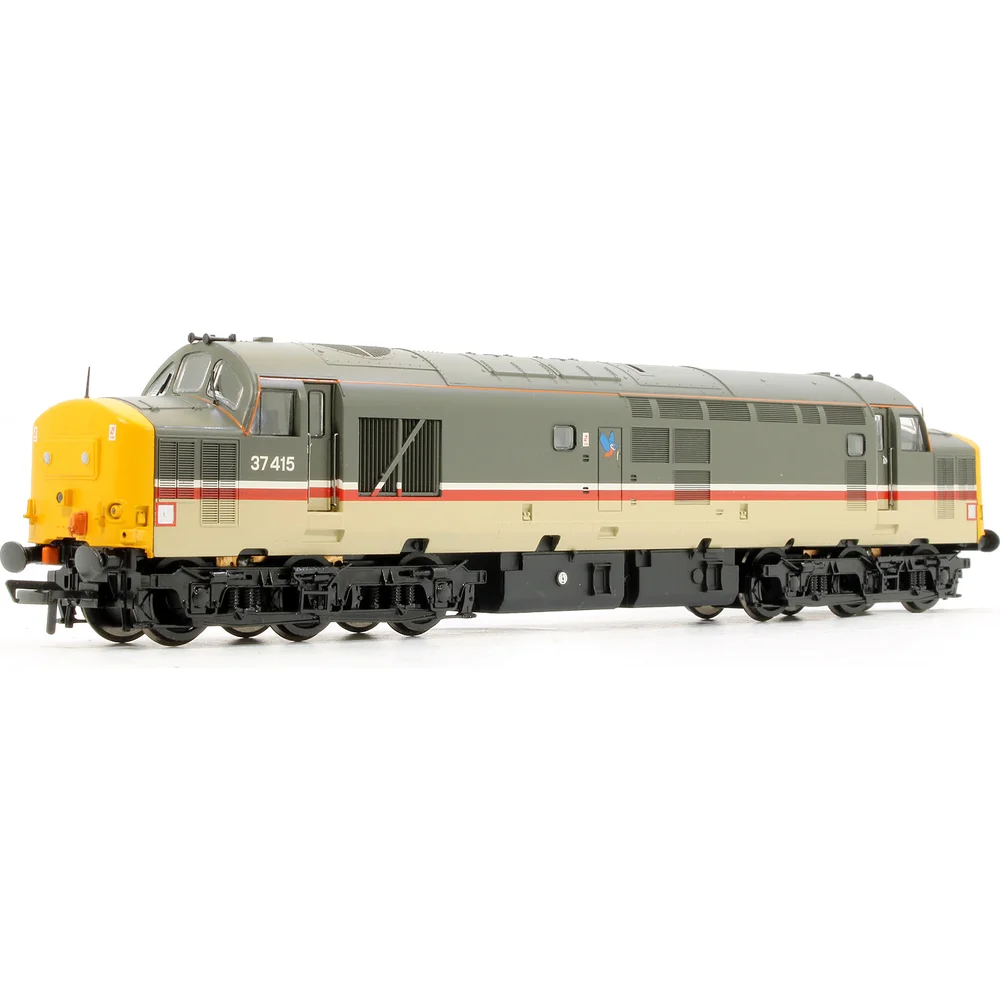 Bachmann 32-385 — Left Front Three Quarter View by Bachmann