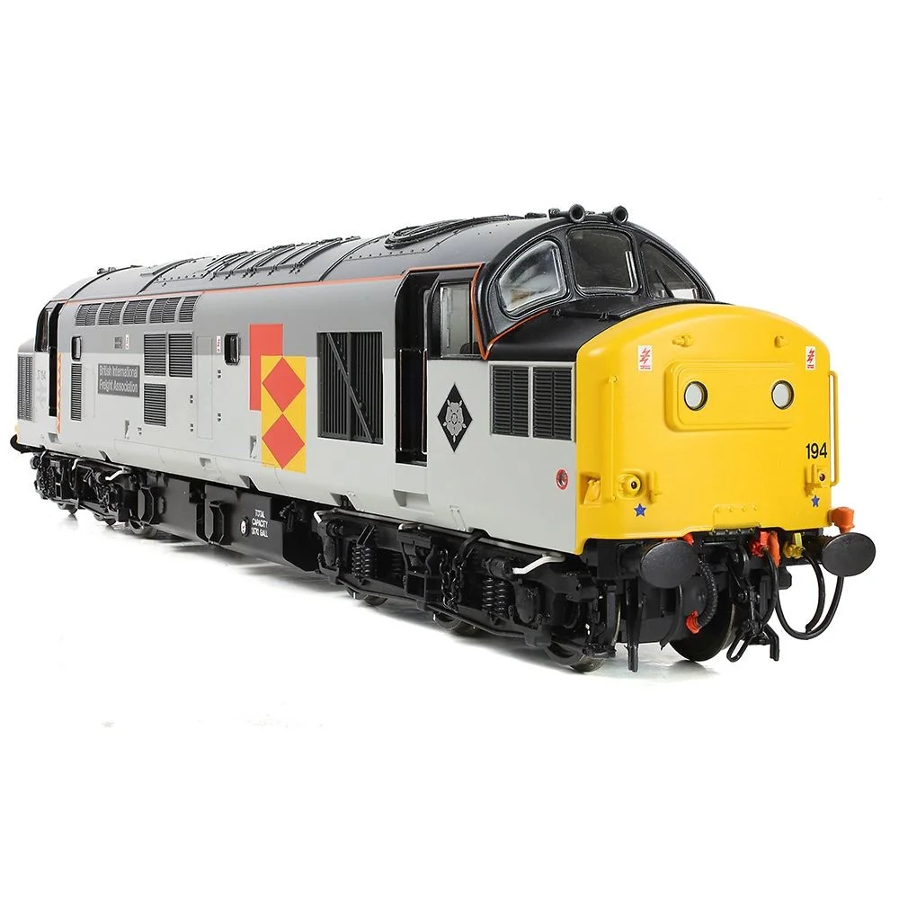 Bachmann 35-307SFX — Right Front Three Quarter View by Bachmann