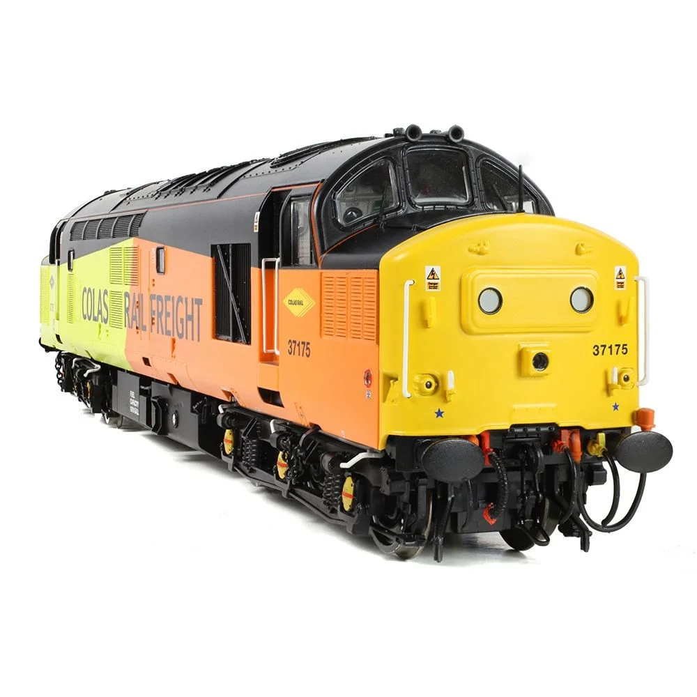 Bachmann 35-310SFX — Right Front Three Quarter View by Bachmann