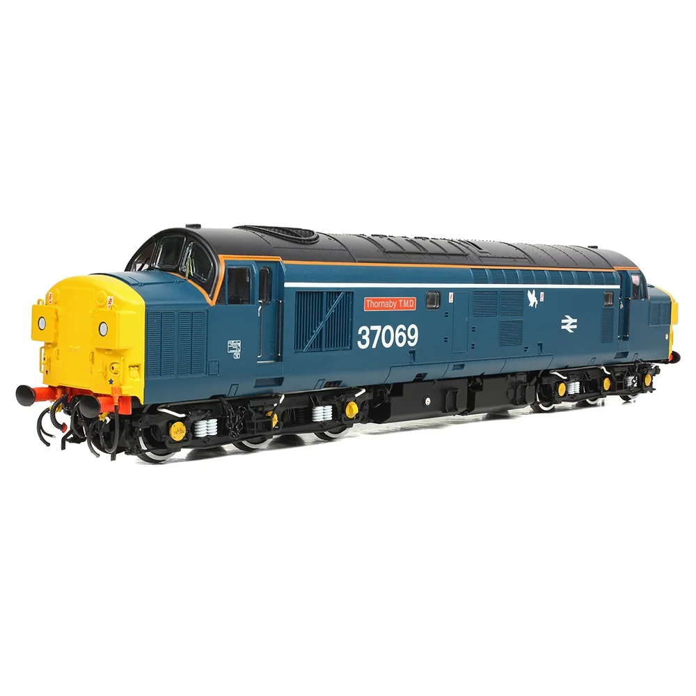 Bachmann 35-312 — Left Front Three Quarter View by Bachmann