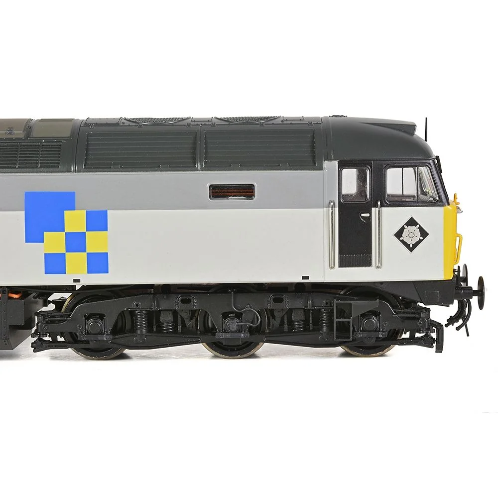 Bachmann 35-418 — Close Up Of Insignia by Bachmann