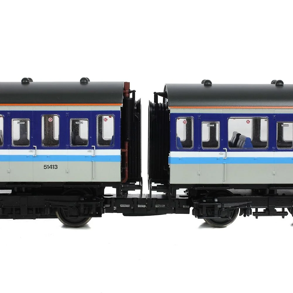 Bachmann 35-505 — Close Up Of Coupling by Bachmann