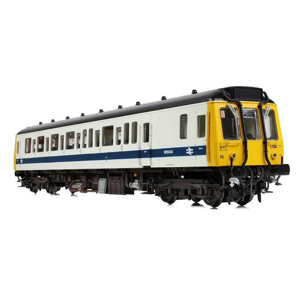Bachmann 35-531SF — Right Front Three Quarter View by Bachmann