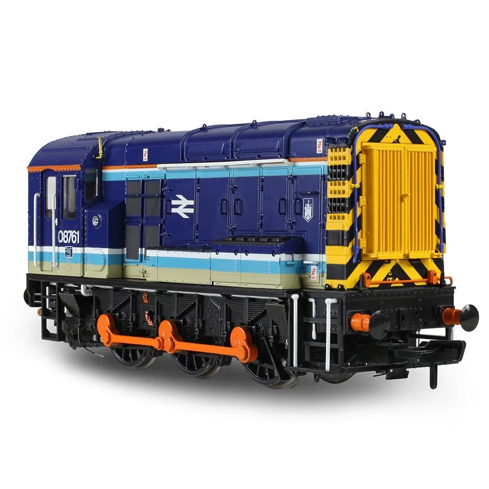 Bachmann 35-910SF — Right Front Three Quarter View by Bachmann