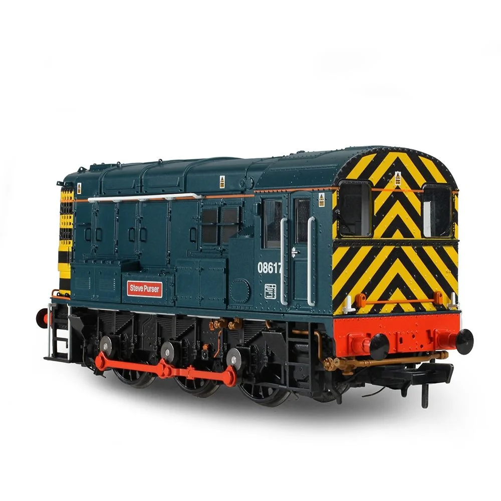 Bachmann 35-915 — Right Rear Three Quarter View by Bachmann
