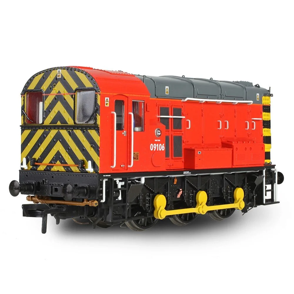 Bachmann 35-930 — Left Rear Three Quarter View by Bachmann