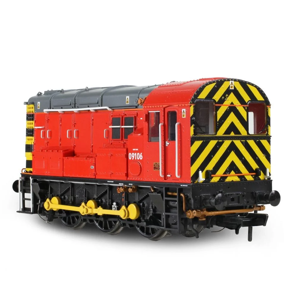 Bachmann 35-930 — Right Rear Three Quarter View by Bachmann