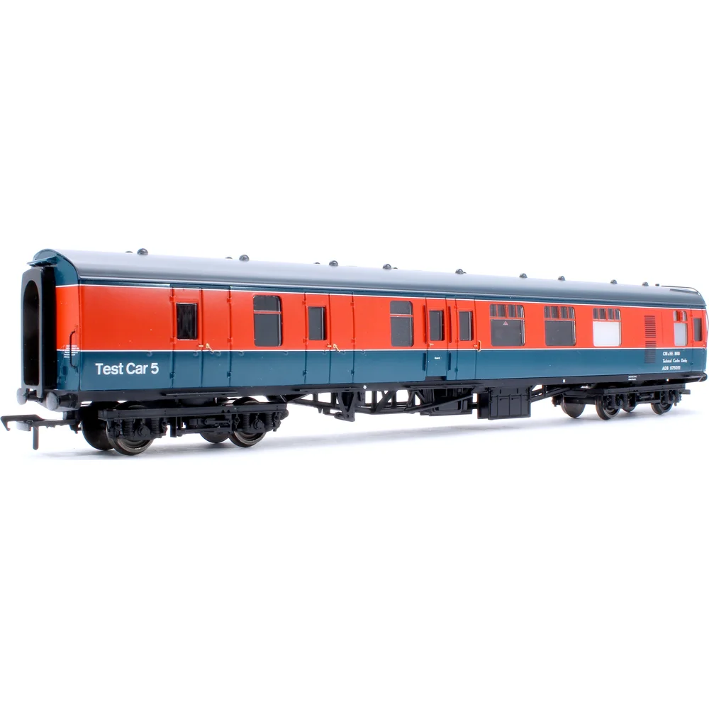 Bachmann 39-001S — Left Rear Three Quarter View by Bachmann