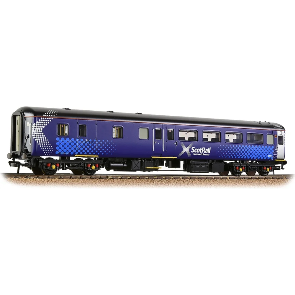 Bachmann 39-704 scale model of the British Rail Mark 2