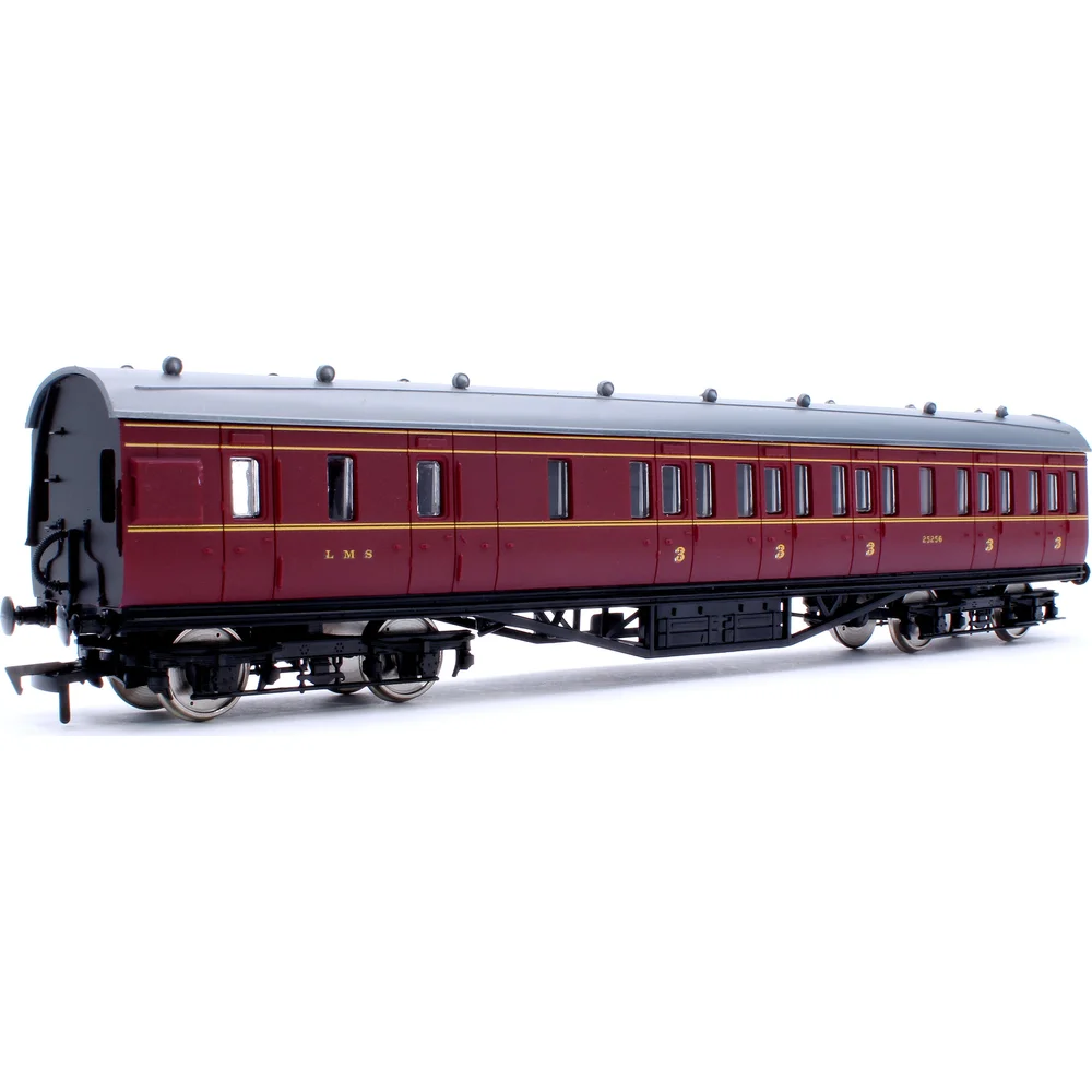 Dapol 4P-010-252 — Left Rear Three Quarter View by Dapol