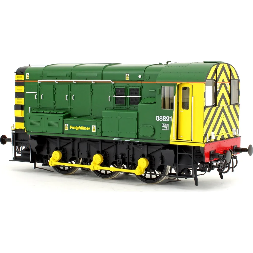 Dapol 7D-008-016 — Right Rear Three Quarter View by Dapol