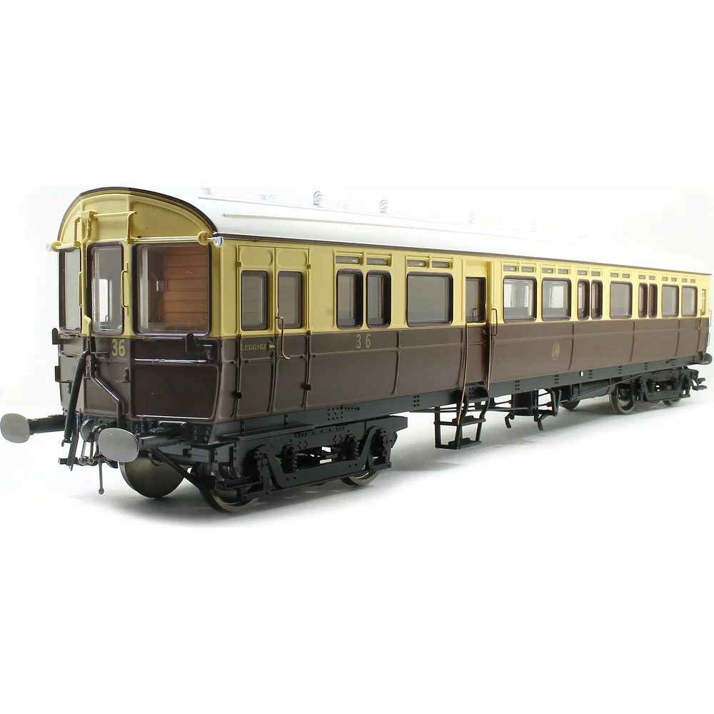 Dapol 7P-004-012 — Left Rear Three Quarter View by Dapol