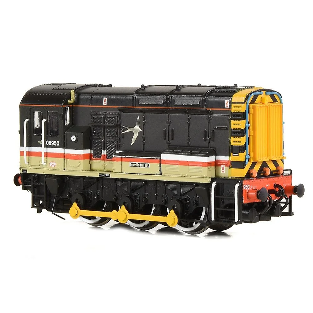 Graham Farish 371-005A — Right Front Three Quarter View by Graham Farish