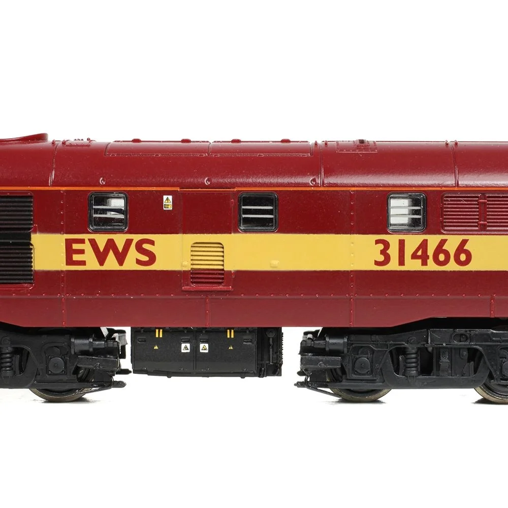 Graham Farish 371-137SD — Close Up Of Insignia by Graham Farish
