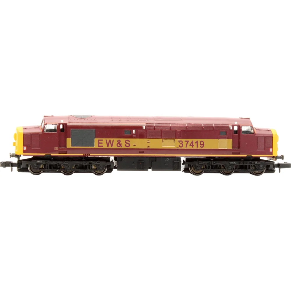 Graham Farish 371-153 — Side Elevation Right Direction by Graham Farish