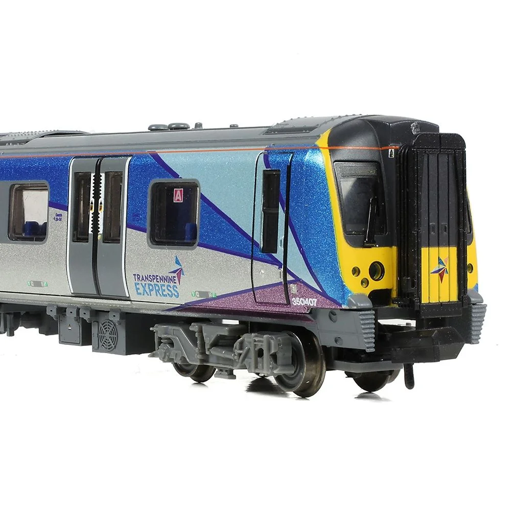 Graham Farish 371-703 — Close Up Of Cab by Graham Farish
