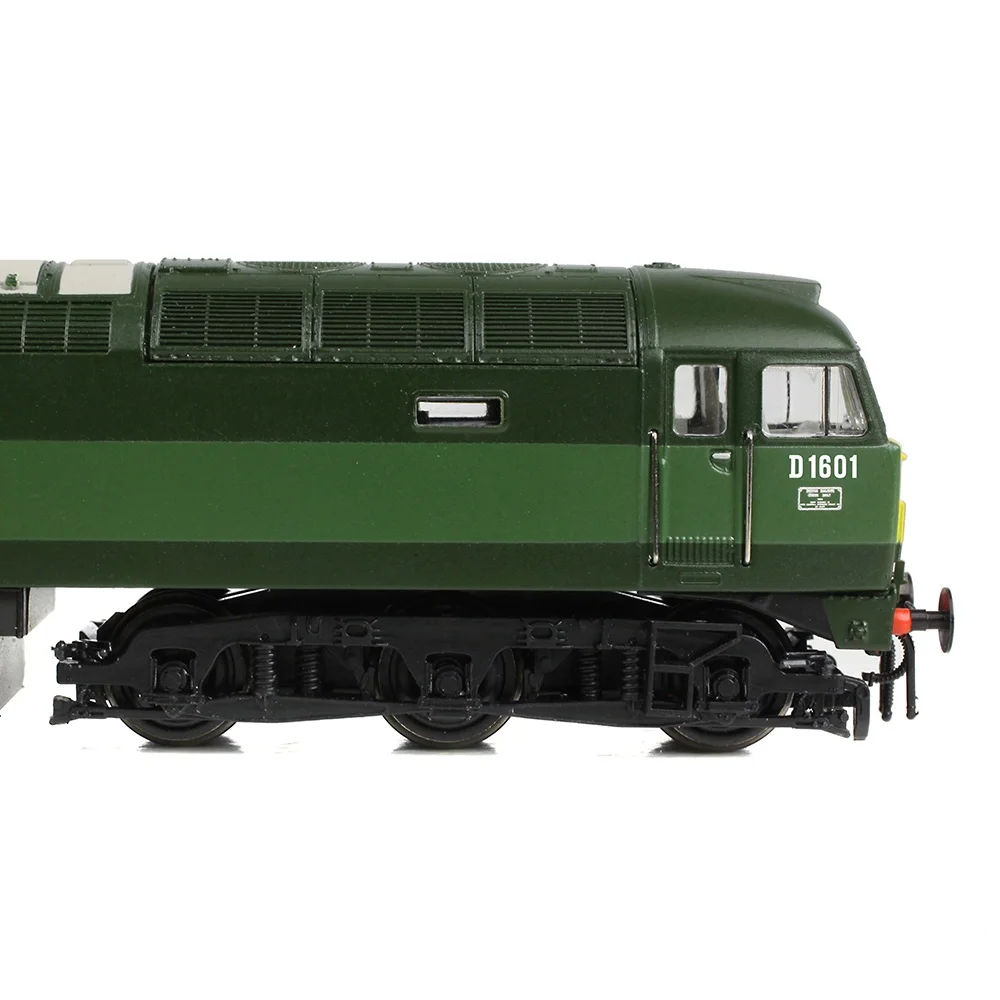 Graham Farish 371-825ESF — Close Up Of Cab by Graham Farish