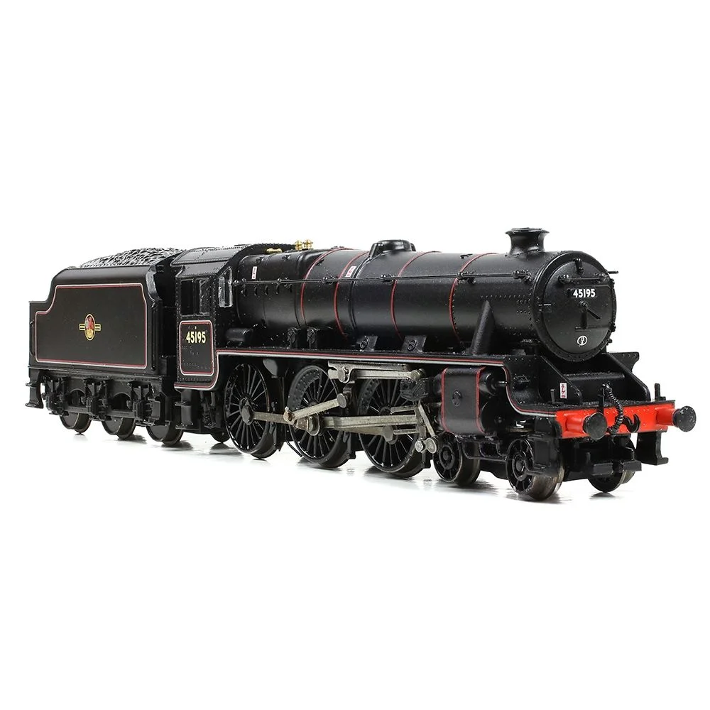 Graham Farish 372-137A — Right Front Three Quarter View by Graham Farish