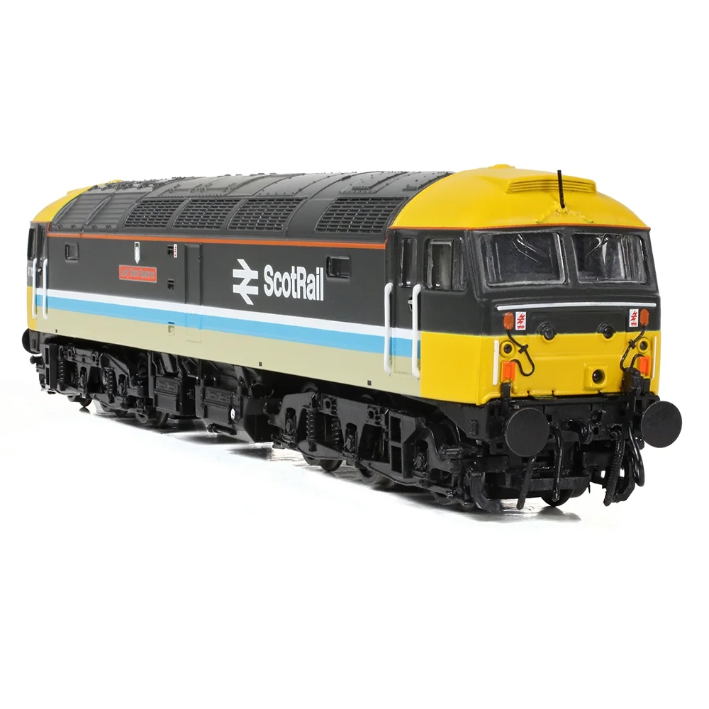 Graham Farish 372-245A — Right Front Three Quarter View by Graham Farish