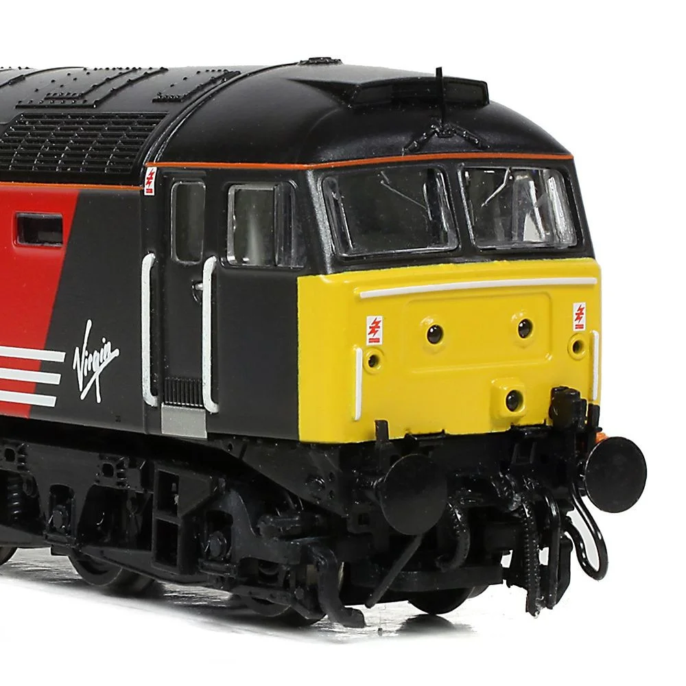 Graham Farish 372-260 — Close Up Of Cab by Graham Farish