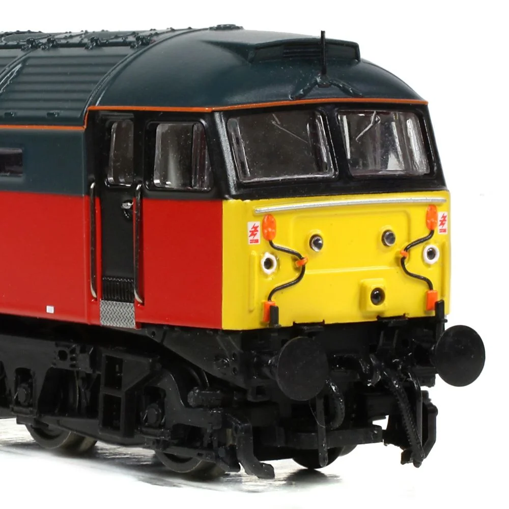 Graham Farish 372-262SF — Close Up Of Cab by Graham Farish