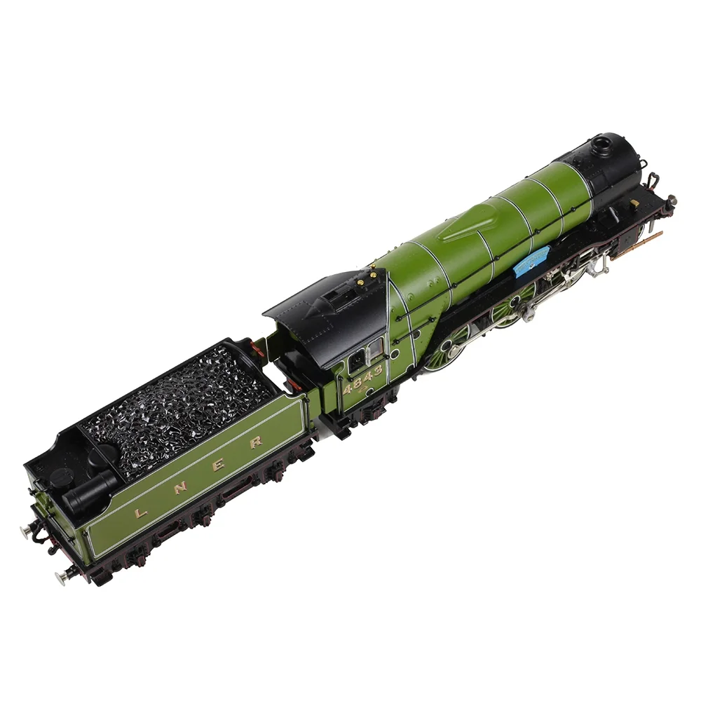 Graham Farish 372-611SF — Overhead Chassis Detail View by Graham Farish