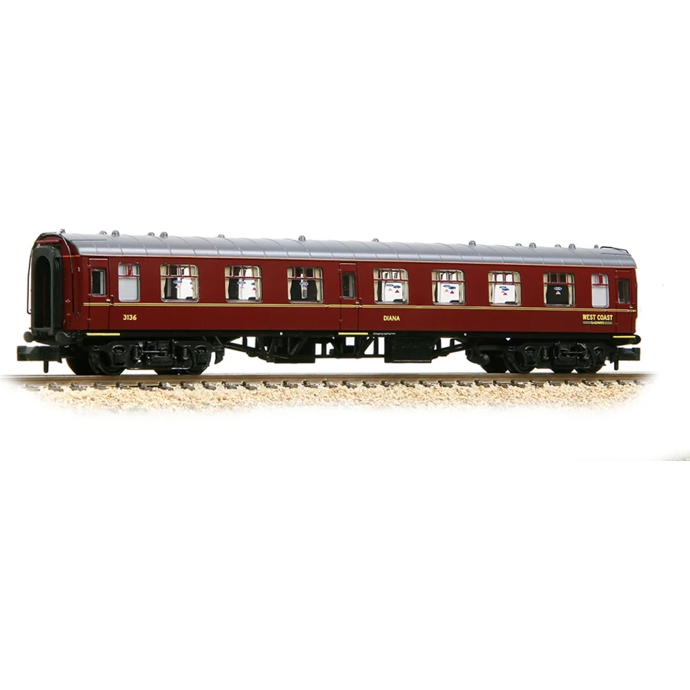 Graham Farish 374-821 — Right Track Display View by Graham Farish