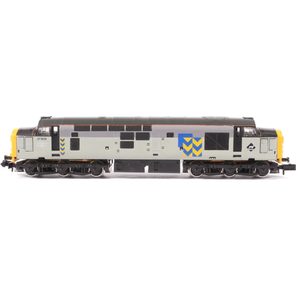 Graham Farish 8038 — Side Elevation Left Direction by Graham Farish
