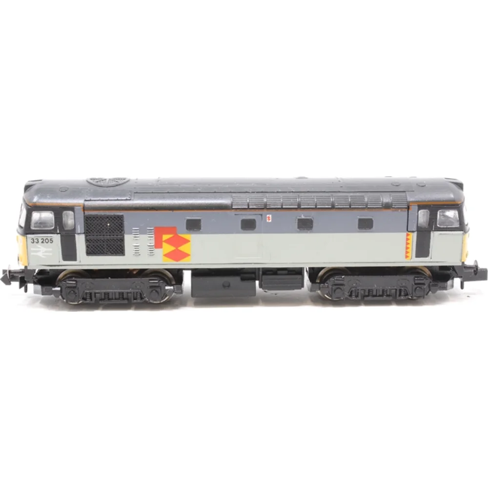 Graham Farish 8317 — Side Elevation Left Direction by Graham Farish