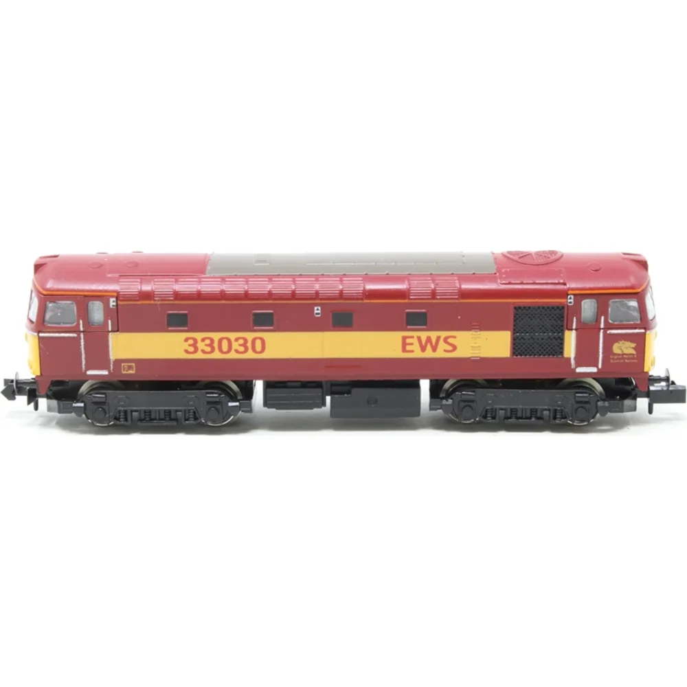 Graham Farish 831A — Side Elevation Left Direction by Graham Farish